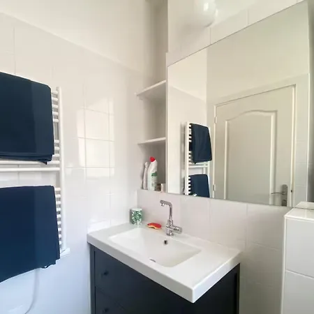 A 5 Minutes De La Place De La Nation, Studio, Paris, Rive Gauche *