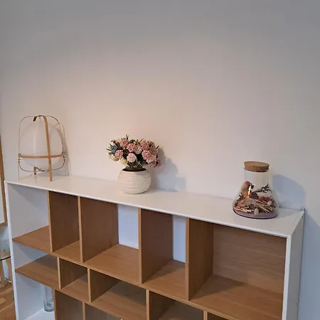 A 5 Minutes De La Place De La Nation, Studio, Paris, Rive Gauche Апартаменты